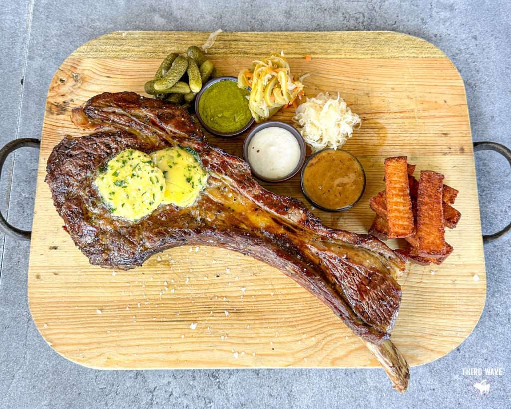 Tomahawk Dry Aged Steak